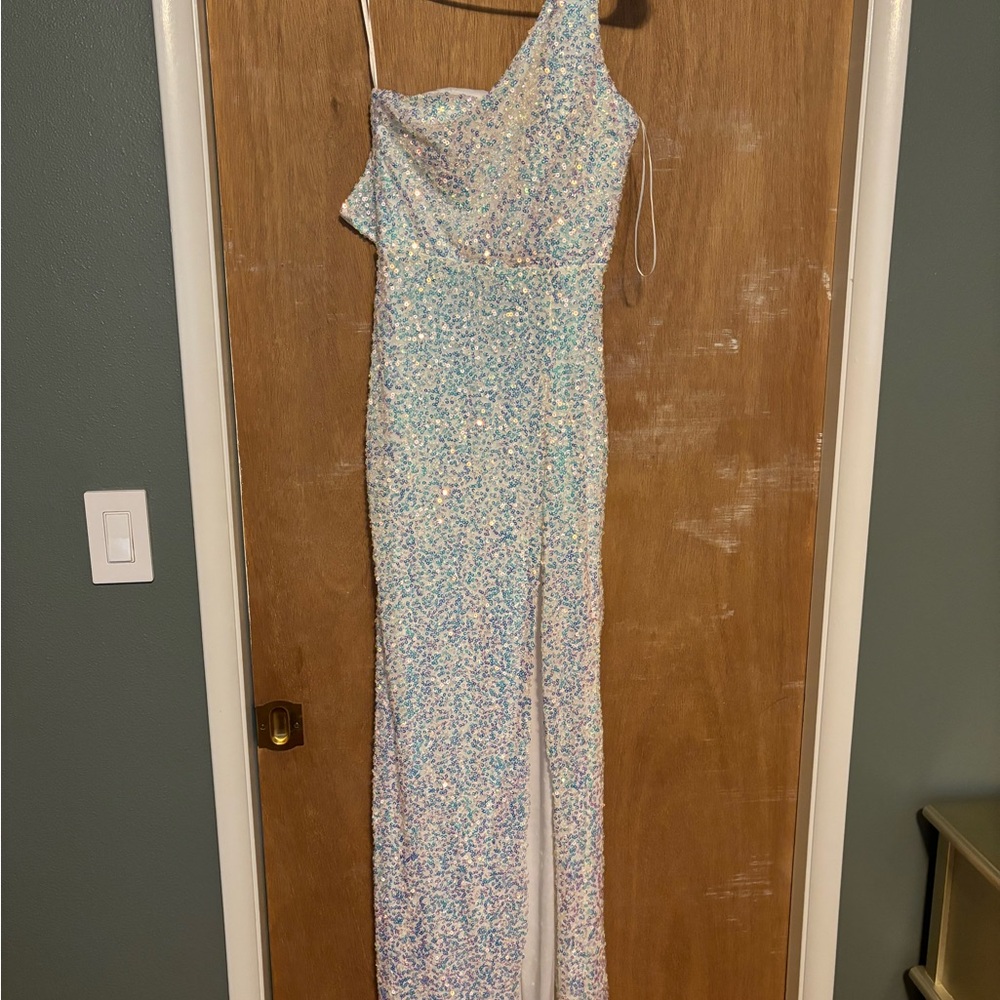 One-Shoulder Sequin PROM dress!!